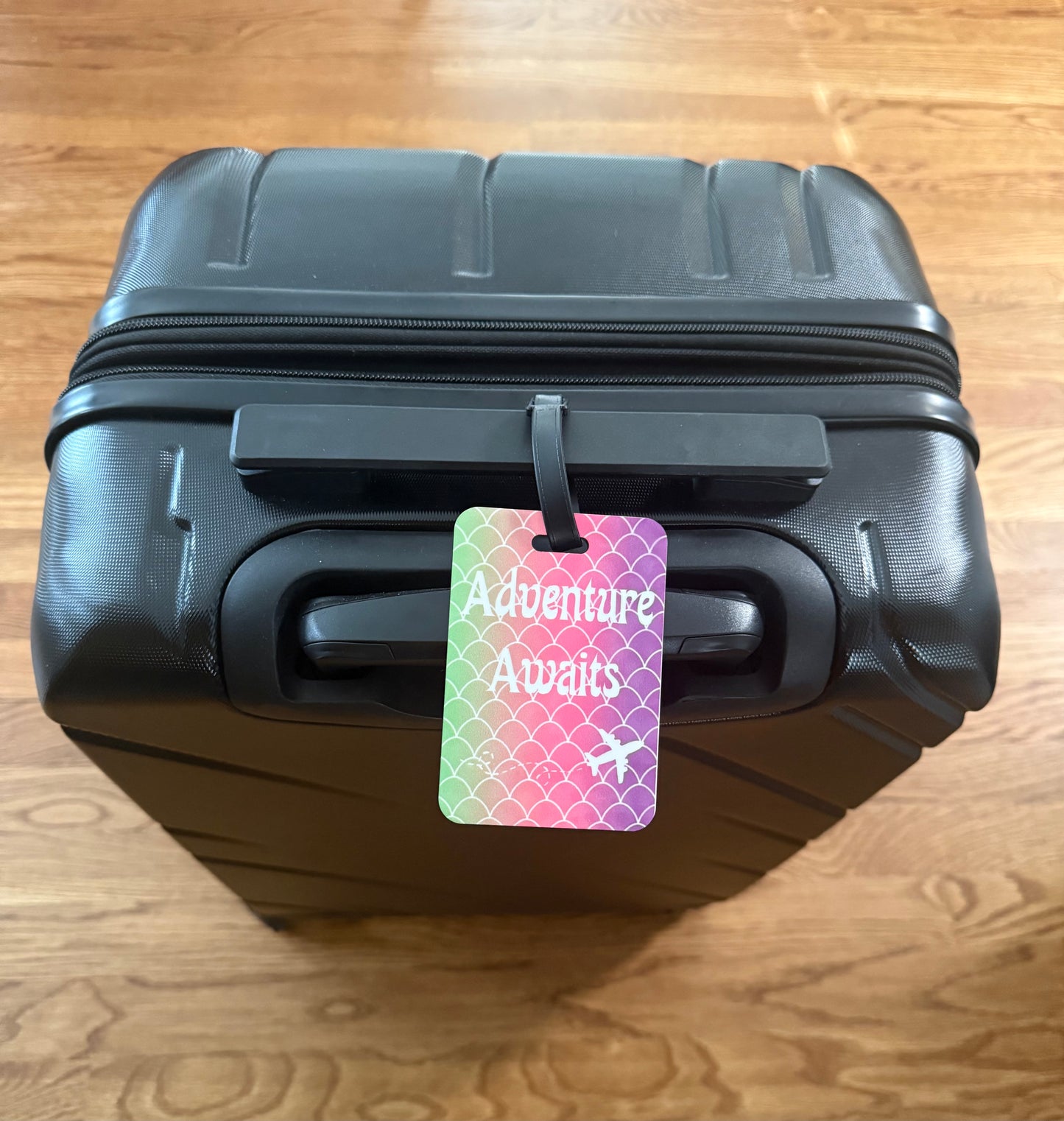 Luggage Tag - Adventure Awaits (Black)