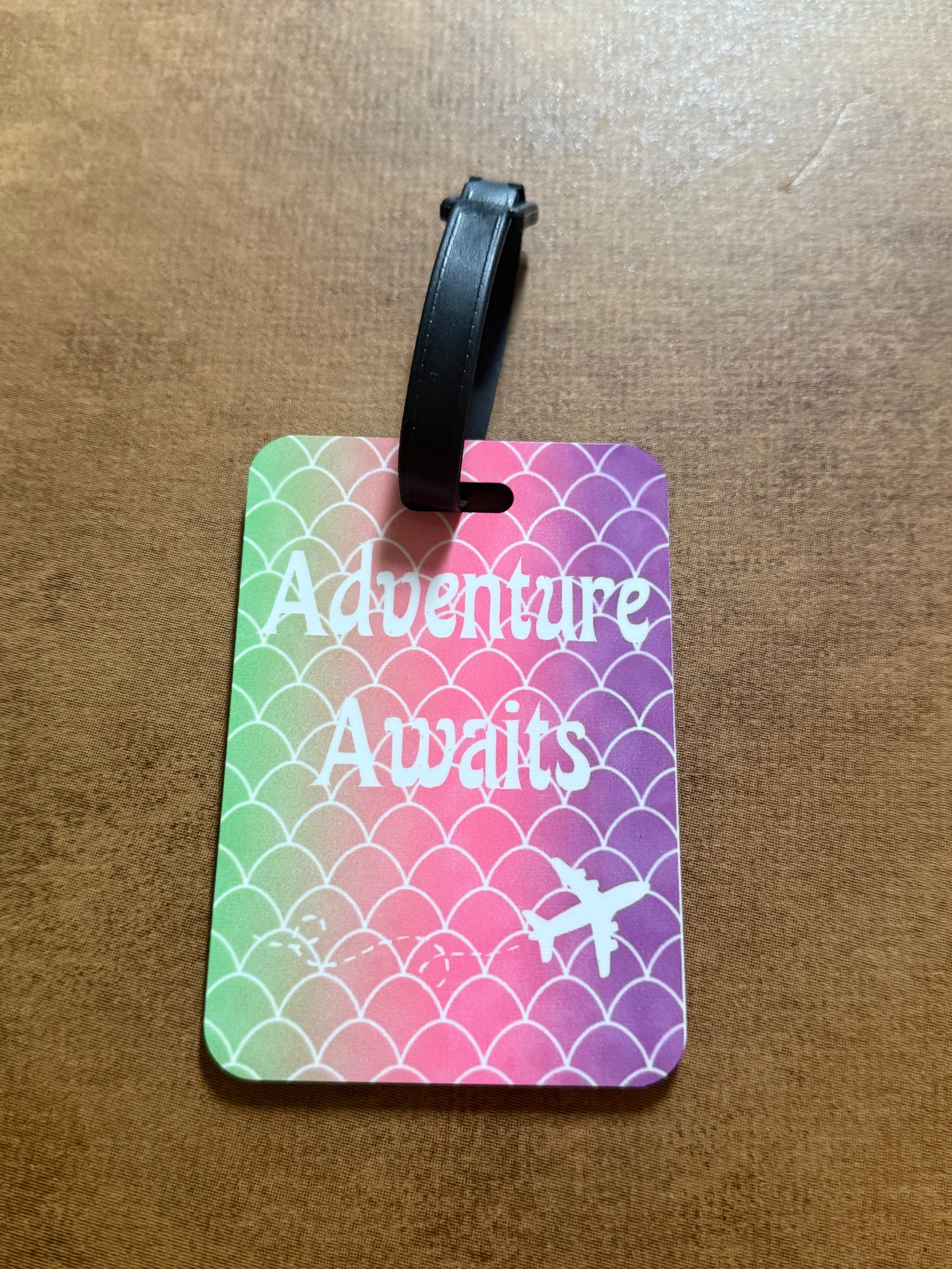 Luggage Tag - Adventure Awaits (Black)