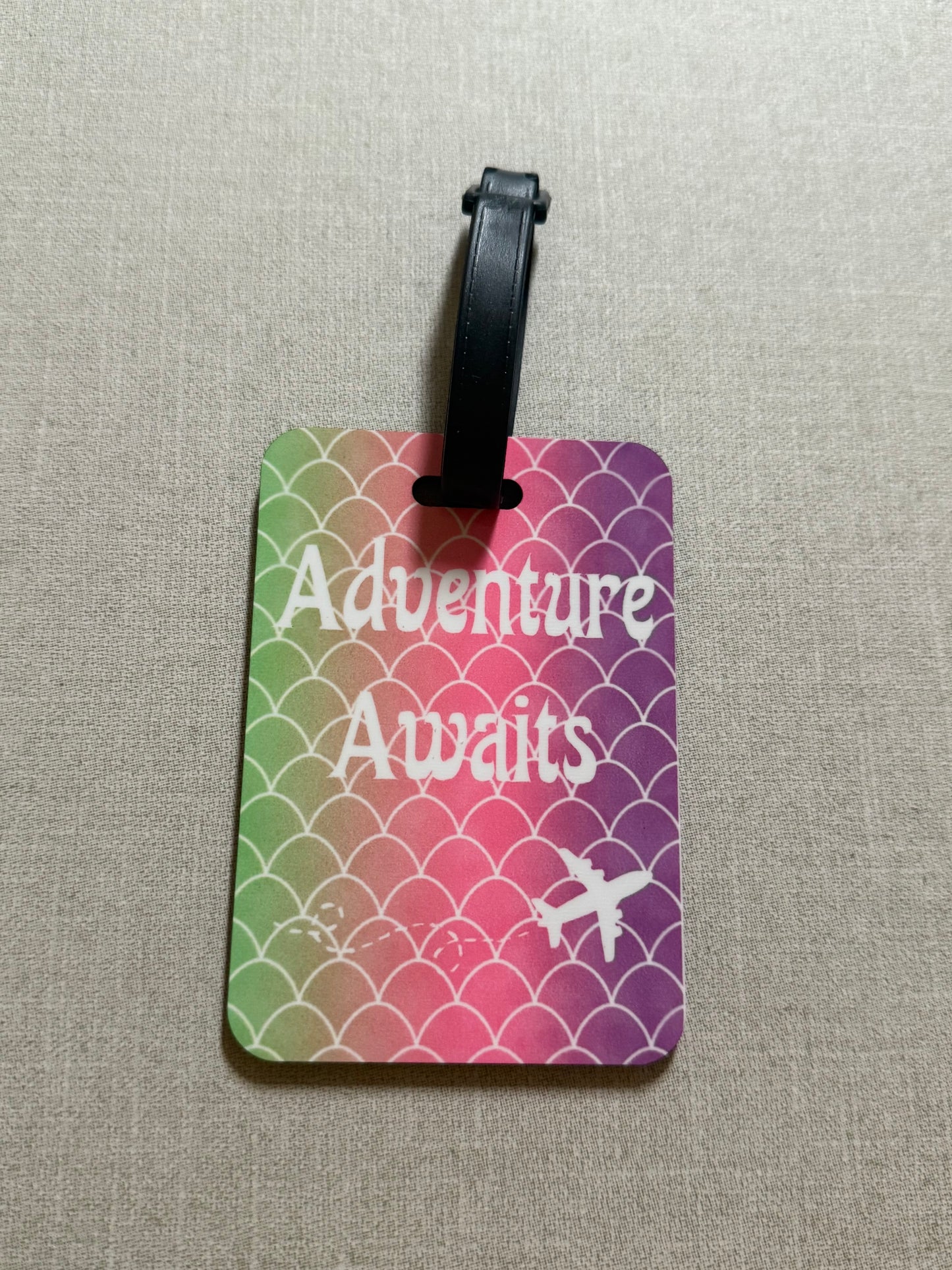 Luggage Tag - Adventure Awaits (Black)