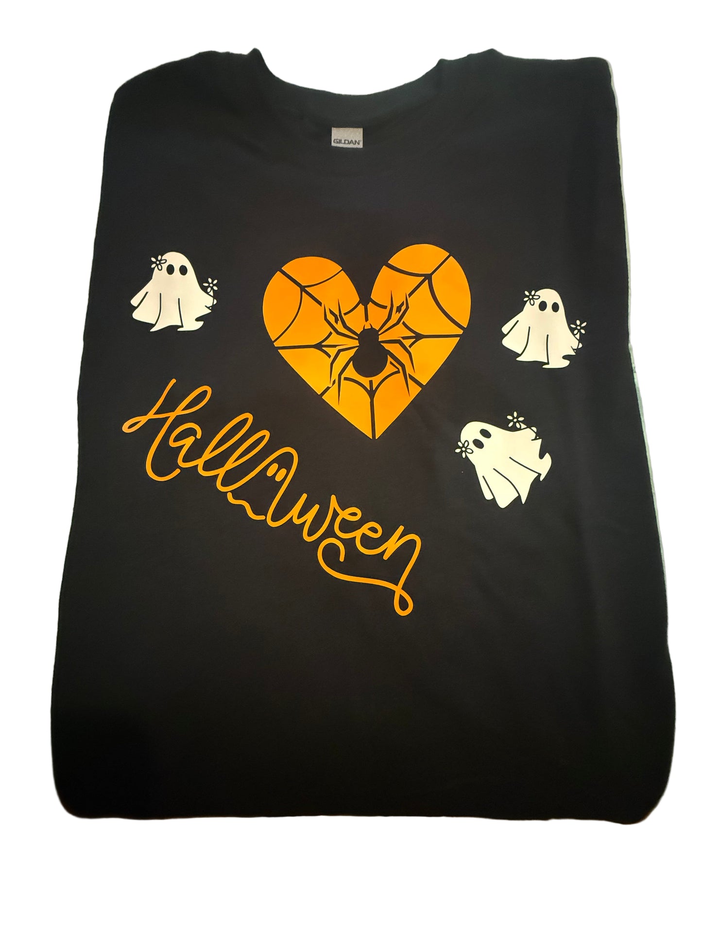 Black t-shirt with Halloween design featuring a heart, spider, and ghosts, Roxzell