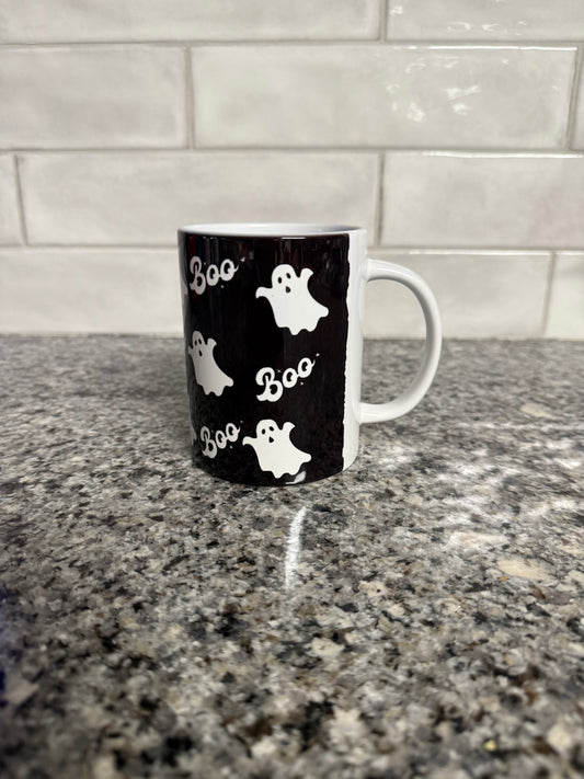 Black and white Halloween mug with ghosts and Boo pattern, Roxzell